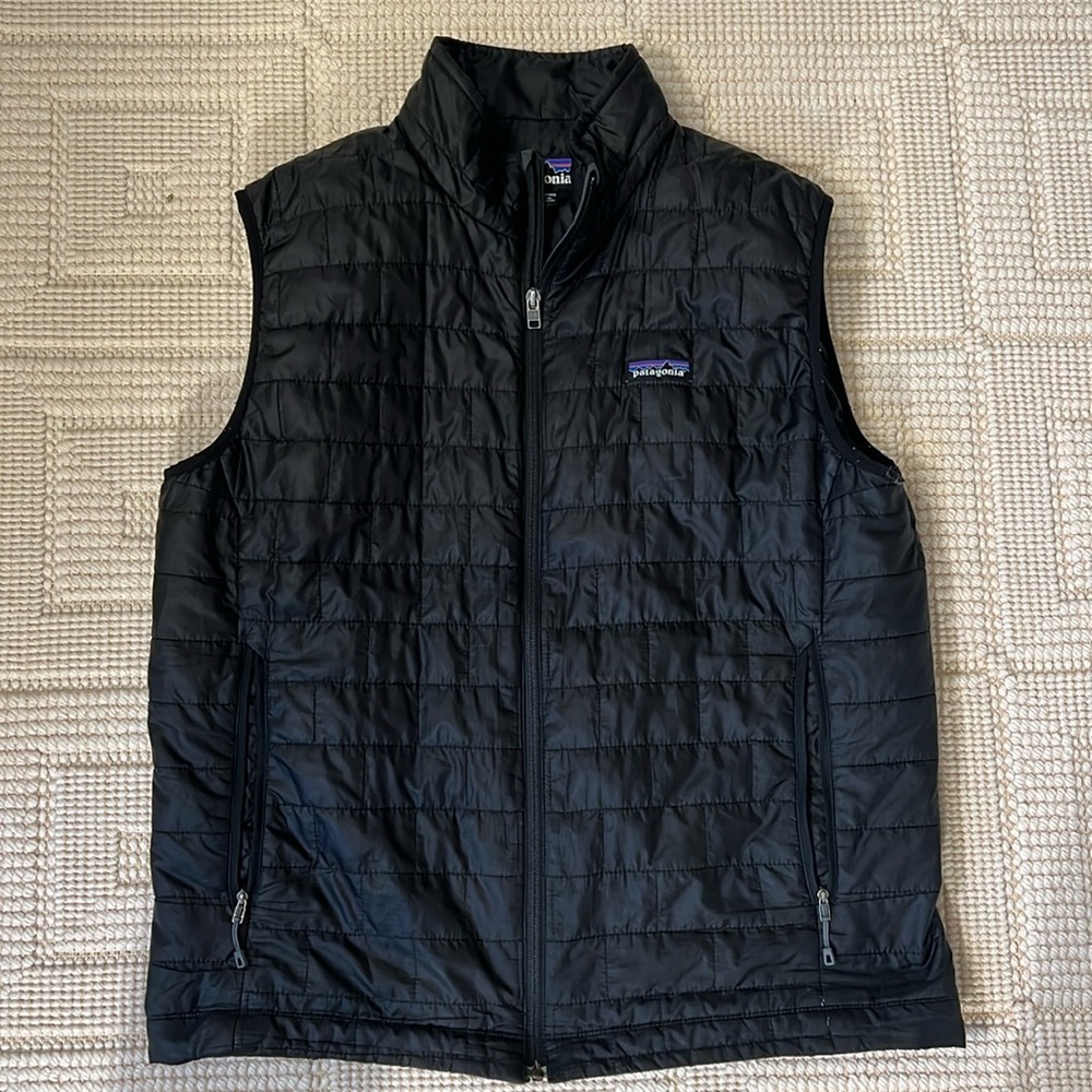 Patagonia vest size large